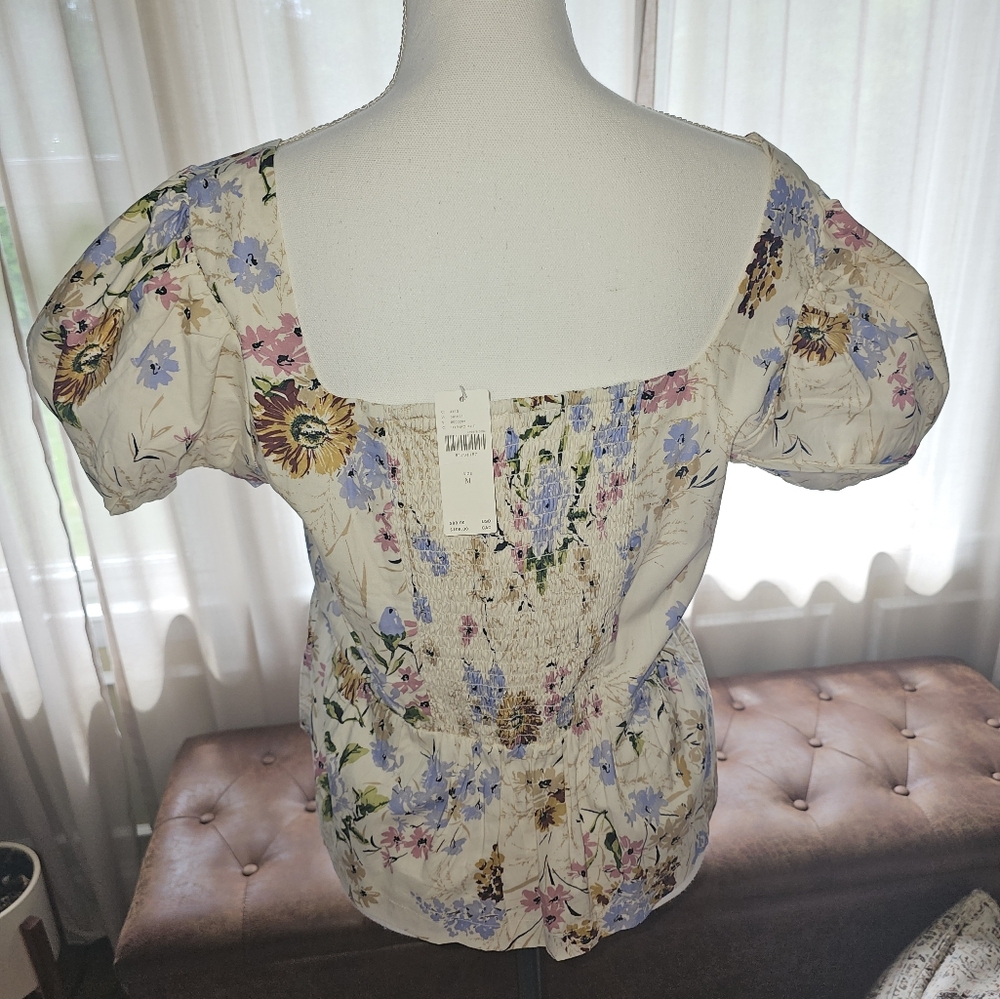 Anthropologie, Floral, square neck, top, size M - Picture 2 of 4